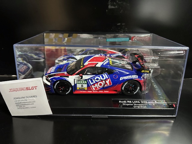 Carrera DIGITAL 124 23966 Audi R8 LMS GT3 Nº8